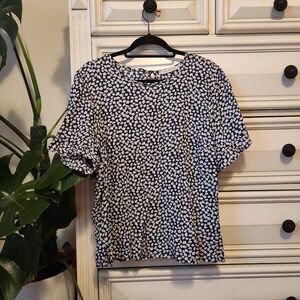 Abercrombie & Fitch Navy Floral Short Sleeve Top